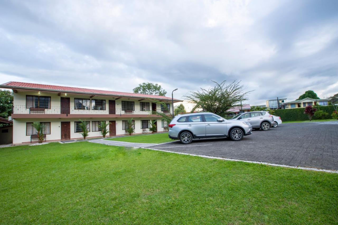 Condo'S Vista Al Volcan La Fortuna Екстер'єр фото