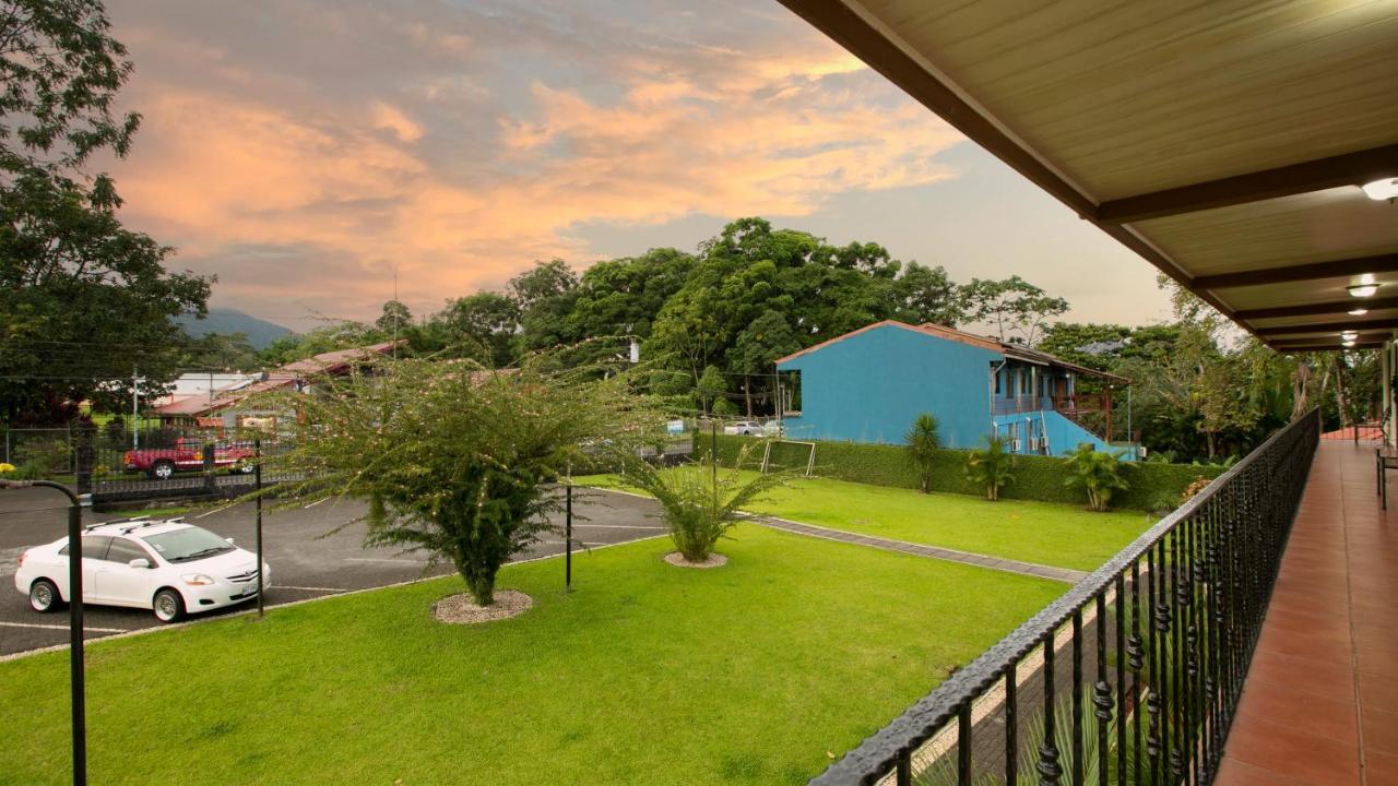 Condo'S Vista Al Volcan La Fortuna Екстер'єр фото