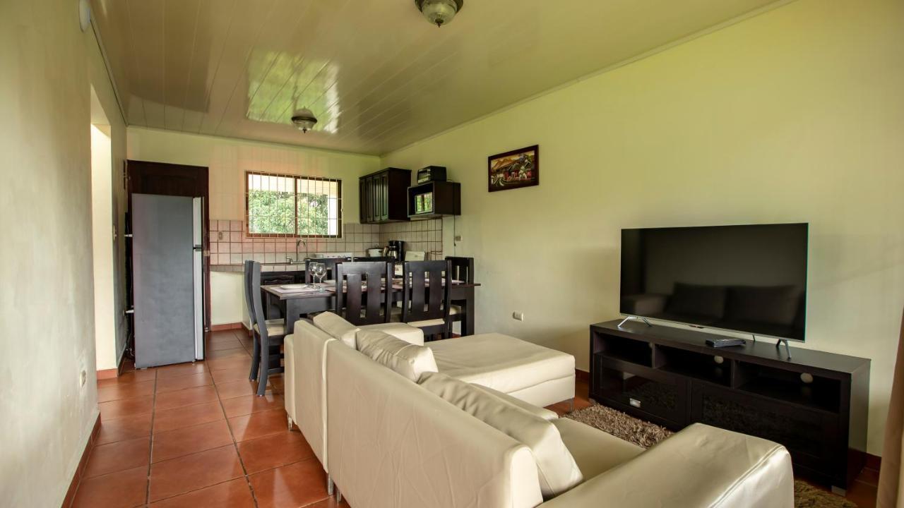 Condo'S Vista Al Volcan La Fortuna Екстер'єр фото